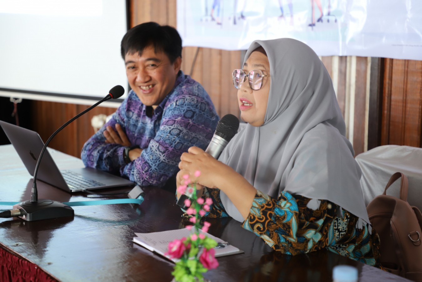 Diskusi terkait Smart City Kalimantan Timur (diskominfokaltim)