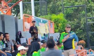 Kepala Bidang Pembudayaan Olahraga Dispora Kaltim A. A Bagus Surya Saputra Sugiarta menghadiri Kejuaraan Tenis Wali Kota Cup 2023 di Lapangan Tenis Bukit Sintuk, Bontang