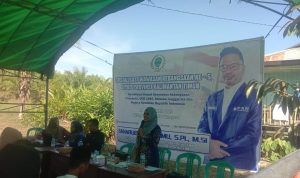 Ketua komisi I DPRD Kaltim Baharuddin Demmu sosialisasi wawasan kebangsaan di Desa Sebuntal, Kecamatan Marangkayu, Kutai Kartanegara (Kukar). (Dok Mujahidin Sapri)