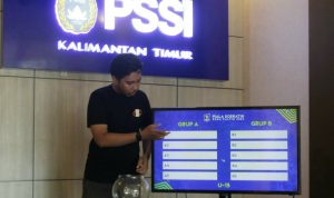 Drawing Piala Soeratin U-15 di Kantor Asprov PSSI Kaltim. (pssi kaltim)
