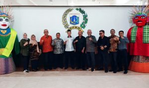 Ketua Pansus Trantibumlinmas DPRD Kaltim berserta staf melakukan kunjungan ke DPRD DKI Jakarta.