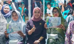 Anggota DPRD Kaltim, Mimi M Pane saat melakukan sosialisasi wawasan kebangsaan. (dok. pribadi)