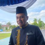 Ketua DPRD Kutai Timur (Kutim) Joni memberi beberapa catatan usai mengikiti peringatan Hari Pendidikan Nasional (Hardiknas)