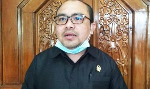 Anggota DPRD Kutim, Novel Tyty Paembonan