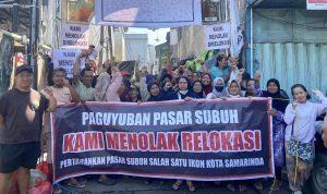 Penolakan terhadap relokasi pasar subuh di Kota Samarinda