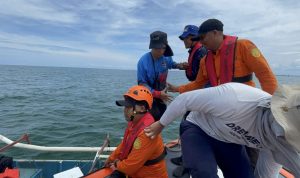 3 pemancing di Teluk Balikpapan tertolong (dok: Basarnas)