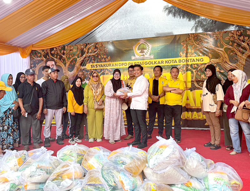 Peringati HUT Golkar, DPD Bontang Bagikan 2000 Paket Sembako
