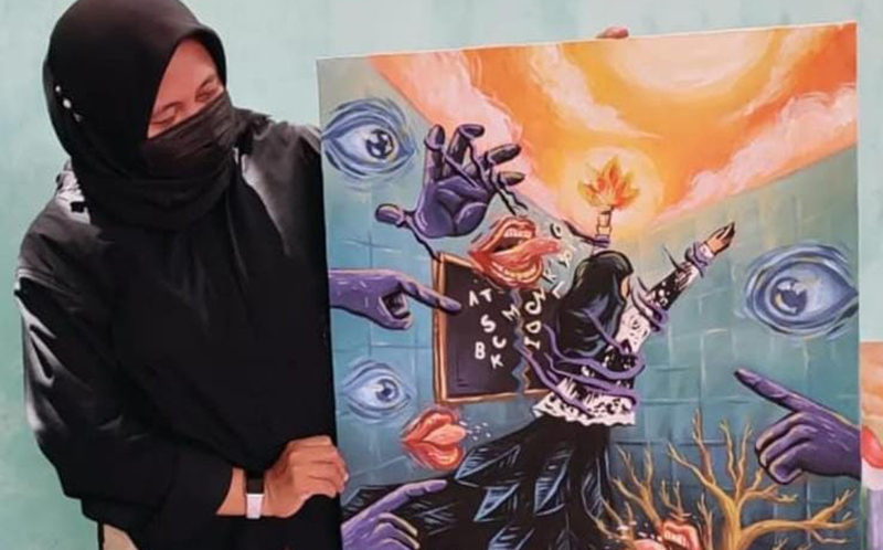 Guru SDN 011 Bontang Selatan Raih Juara 1 Lomba Melukis Porseni PGRI Kaltim