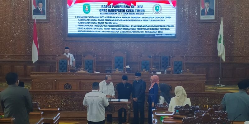 Penandatanganan Nota Kesepakatan Propemperda Kutim 2026.