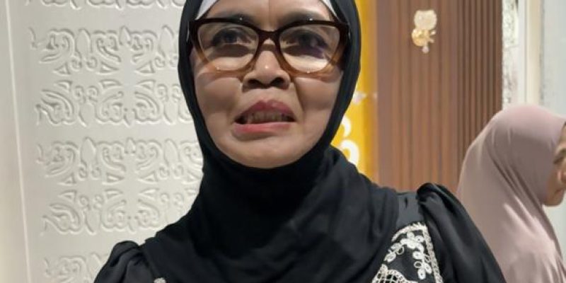 Wali Kota Bontang, Neni Moerniaeni saat diwawancara wartawan usai Buka Puasa Bersama KAHMI bontang, di Pendopo Rujab Wali Kota, Rabu, (11/02/2026).