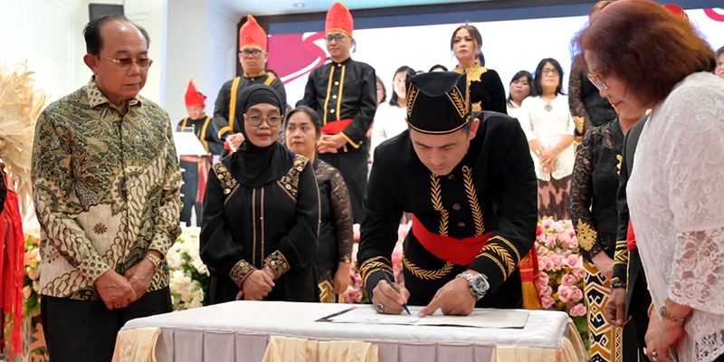 Jurico Charles Tumetel dilantik sebagai ketua KKK periode 2026–2031 dalam seremoni khidmat di Pendopo Rumah Jabatan Wali Kota Bontang, Jumat (28/03/2026) malam.