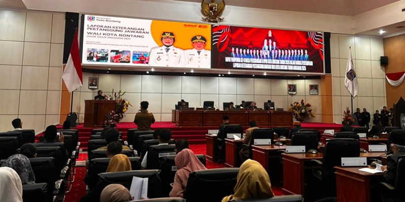 Wali Kota Bontang, Neni Moerniaeni, memaparkan capaian kinerja pembangunan daerah tahun 2025