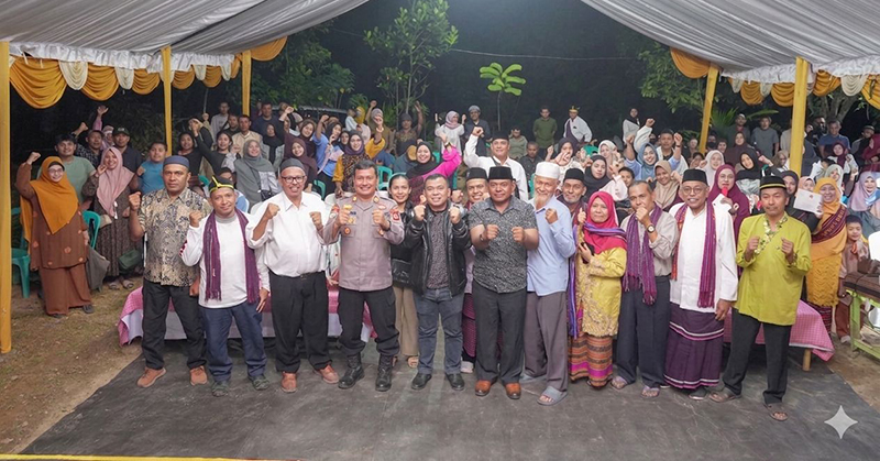 Wakil Wali Kota Bontang, Agus Haris, melantik pengurus Kerukunan Masyarakat Adonara (KMA) Kota Bontang periode 2025–2027. Kegiatan tersebut dirangkaikan dengan halal bihalal yang berlangsung hangat di Kampung Gotong Royong, Kelurahan Belimbing, Bontang Barat, Sabtu (28/3/2026) malam