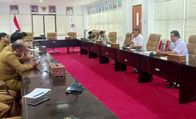rapat DPRD Sistem Barcode